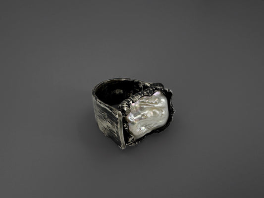Large Pearl Silver Ring